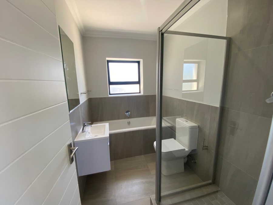 2 Bedroom Property for Sale in Table View Western Cape